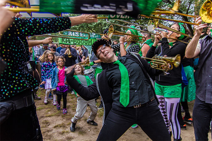 Parades 6